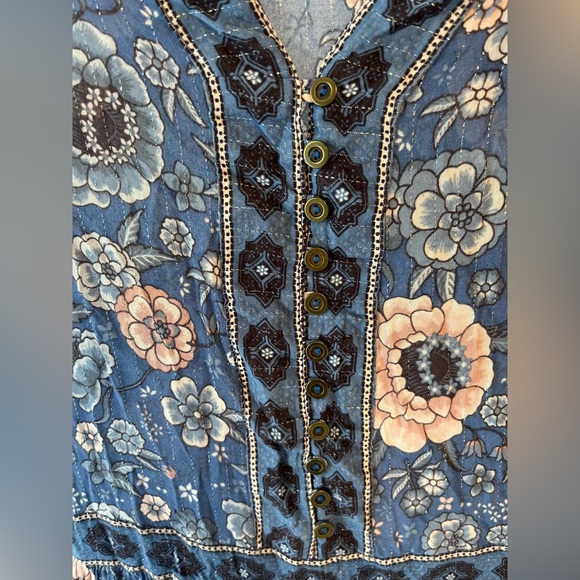 Spell & The Gypsy Zahara Gown in Navy oversized fit - Picture 7 of 9